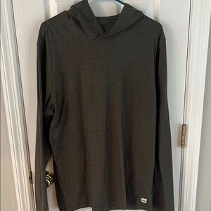 Men's Green Vuori Drifit Hoodie Shirt